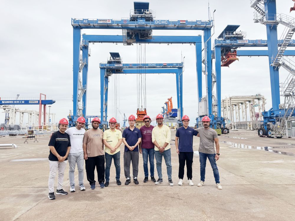 埃及客户亲临GENMA太仓制造基地进行RTG发运前检验，6台设备即将启运(图1)